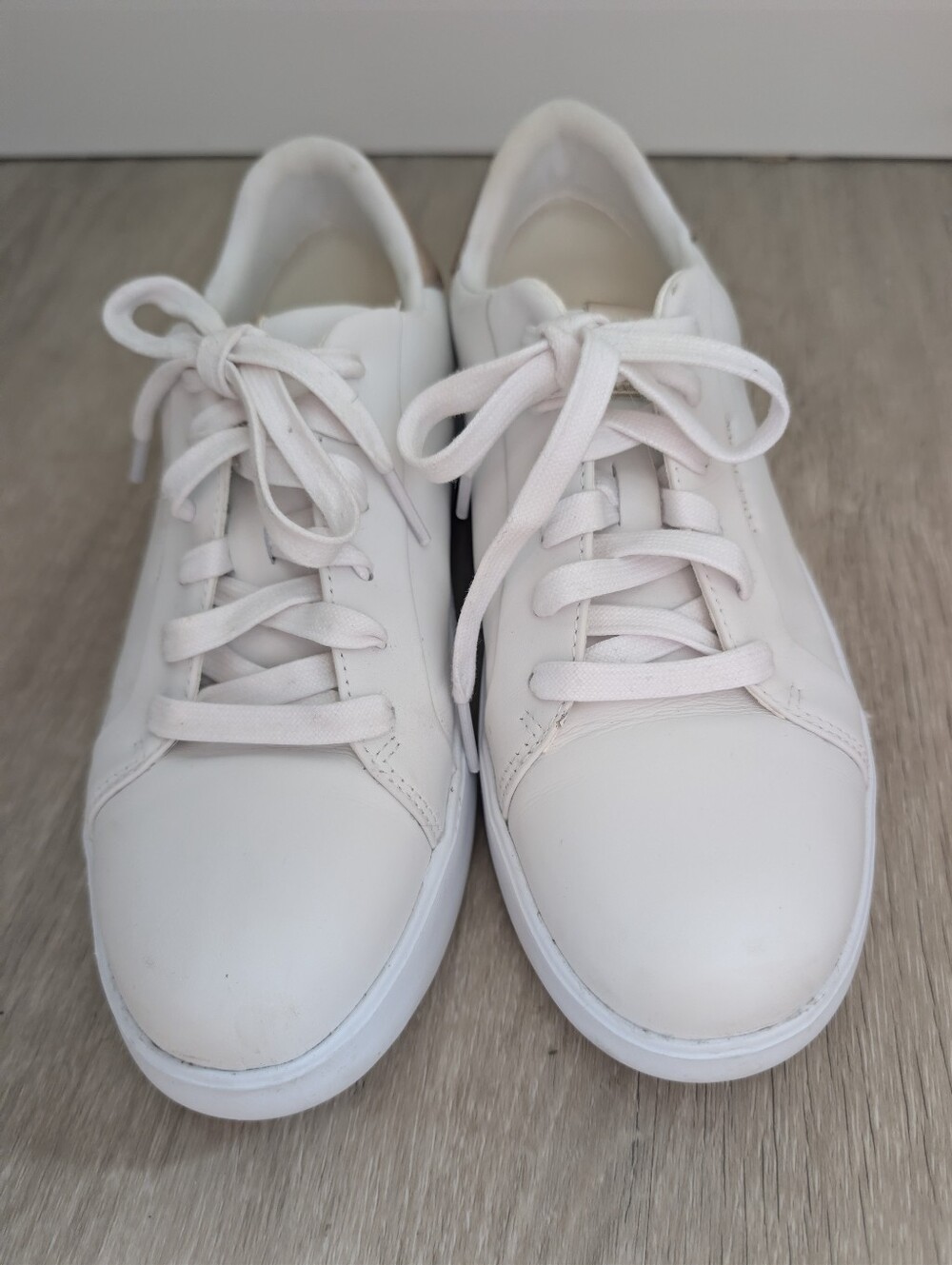 Cole Haan White Minimalist Grand CrossCourt Sneakers W/ Rose Gold Accent 9B